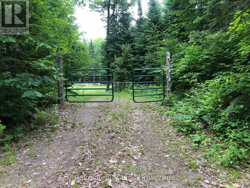 17 Diamond Lake Road Madawaska Valley ON K0J 1L0
