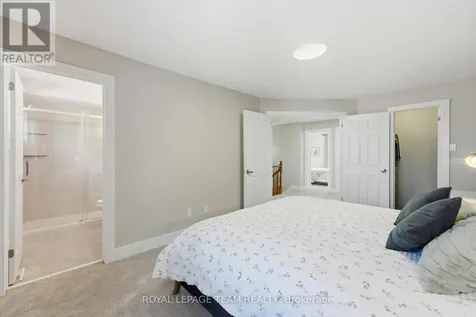 4580 Ogilvie Walk Crescent Ottawa ON K1J 1G6