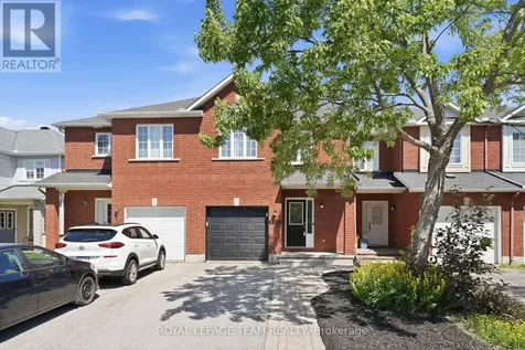 4580 Ogilvie Walk Crescent Ottawa ON K1J 1G6