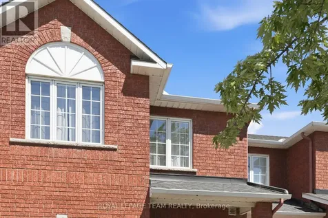 4580 Ogilvie Walk Crescent Ottawa ON K1J 1G6
