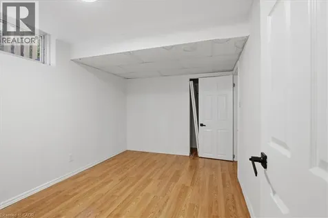 43 Decaro Crescent Cambridge ON N3C 4N1