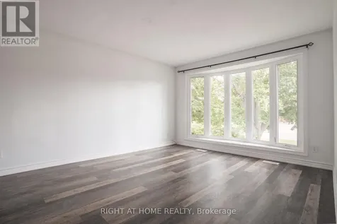 695 Glen Forrest Boulevard Waterloo ON N2L 4K7