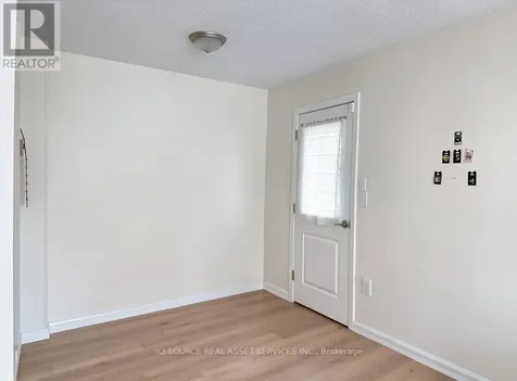 12C Sonnet Crescent Ottawa ON K2H 8W7