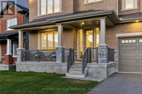 733 Coast Circle Ottawa ON K4M 0J4