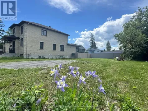 410 Smyth Road Ottawa ON K1H 5A4