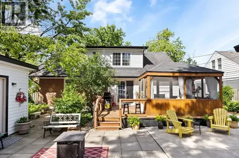 2720 Academy Windsor ON N9E 2G8