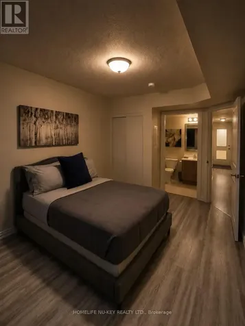 4 Cove Court Collingwood ON L9Y 0Y6