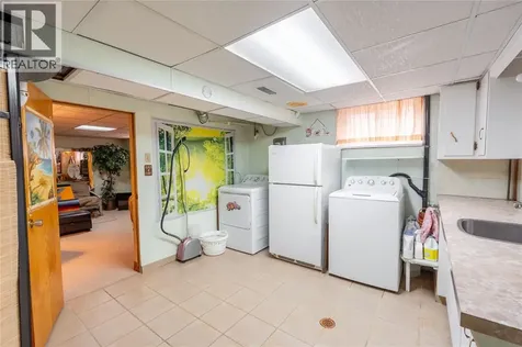 845 Vroom Avenue Sarnia ON N7S 2W9