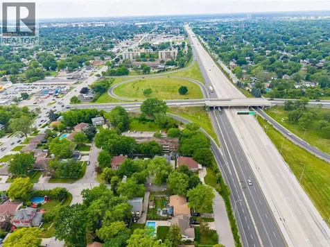 845 Vroom Avenue Sarnia ON N7S 2W9