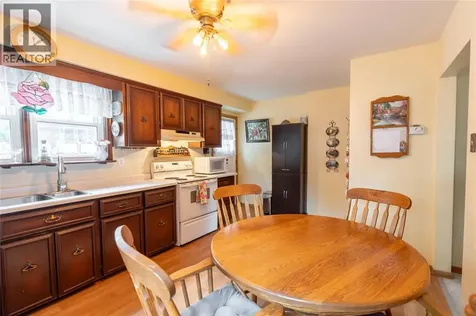 845 Vroom Avenue Sarnia ON N7S 2W9