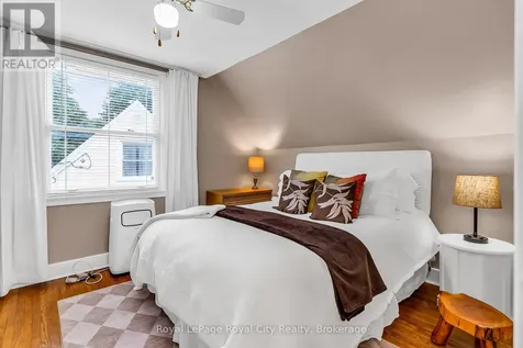 56 Winston Crescent Guelph (st. George's) ON N1E 2K2