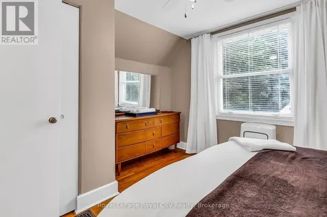56 Winston Crescent Guelph (st. George's) ON N1E 2K2