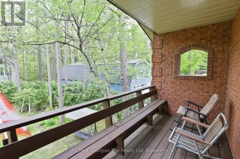 1 Lindale Avenue Tiny ON L9M 0J2
