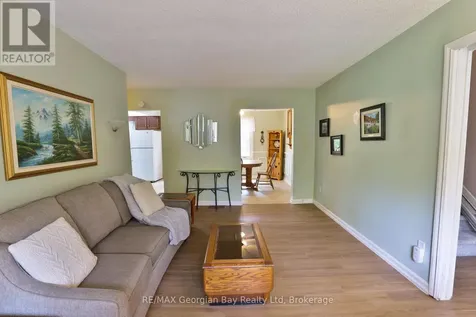 1 Lindale Avenue Tiny ON L9M 0J2