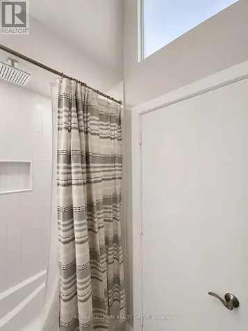 285 Bruyere Street Ottawa ON K1N 5E5