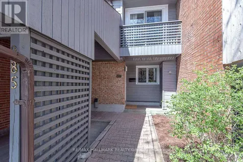285 Bruyere Street Ottawa ON K1N 5E5