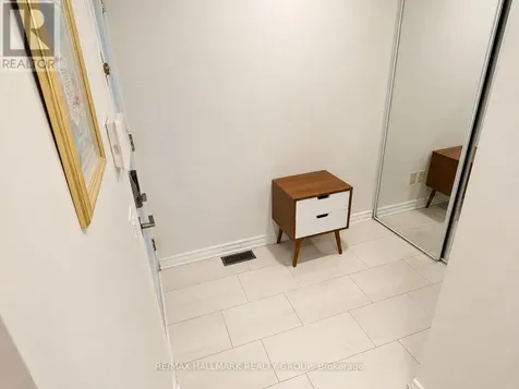285 Bruyere Street Ottawa ON K1N 5E5