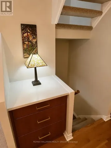 285 Bruyere Street Ottawa ON K1N 5E5