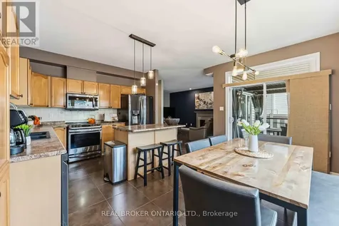 51 Denton Way Ottawa ON K4A 5C5