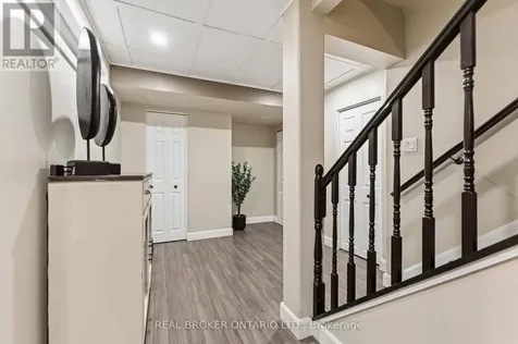 51 Denton Way Ottawa ON K4A 5C5