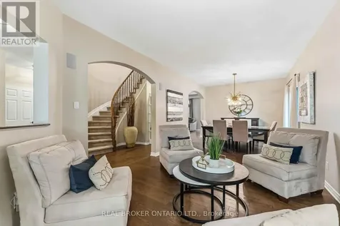 51 Denton Way Ottawa ON K4A 5C5
