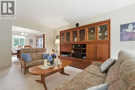 44 Forestview Drive Dundas ON L9H 6M8