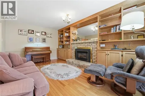 44 Forestview Drive Dundas ON L9H 6M8