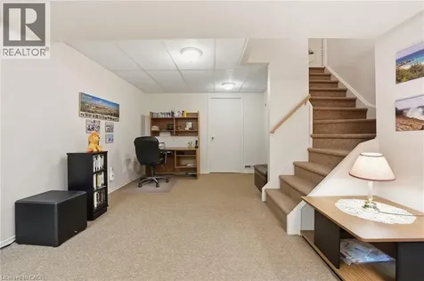 44 Forestview Drive Dundas ON L9H 6M8
