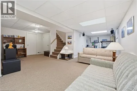 44 Forestview Drive Dundas ON L9H 6M8