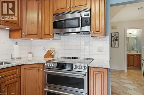 44 Forestview Drive Dundas ON L9H 6M8