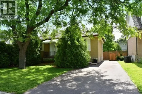 107 West 32nd Street Hamilton ON L9C 5G8