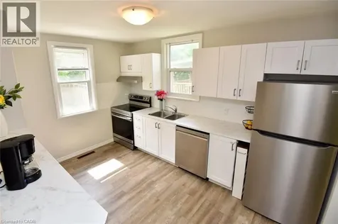 107 West 32nd Street Hamilton ON L9C 5G8
