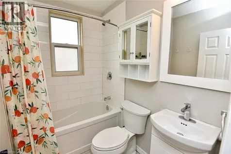 107 West 32nd Street Hamilton ON L9C 5G8