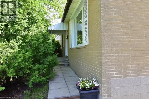 107 West 32nd Street Hamilton ON L9C 5G8