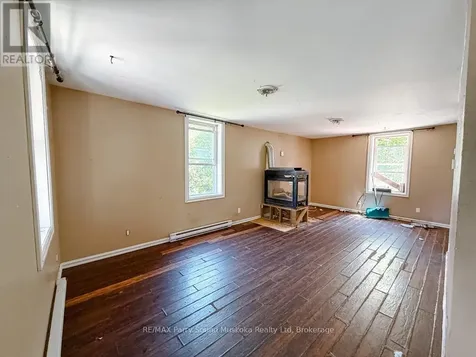 17 Wakefield Street Parry Sound ON P2A 2V2