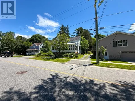 17 Wakefield Street Parry Sound ON P2A 2V2
