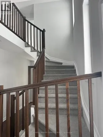 731 Fairline Row North Ottawa ON K2V 0M4