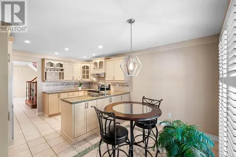 6526 Tooney Drive Ottawa ON K1C 7G9