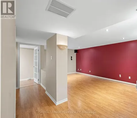 6526 Tooney Drive Ottawa ON K1C 7G9