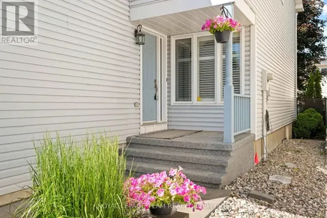 6526 Tooney Drive Ottawa ON K1C 7G9