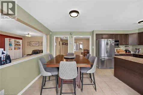 12 Barrett Avenue Brantford ON N3S 0B2