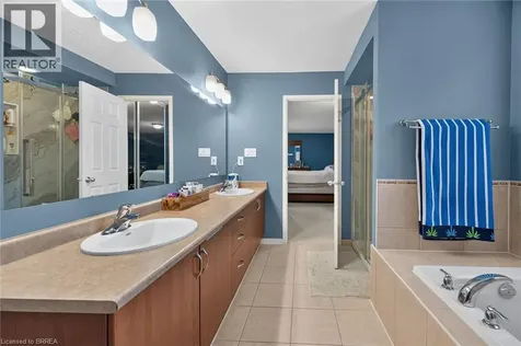 12 Barrett Avenue Brantford ON N3S 0B2