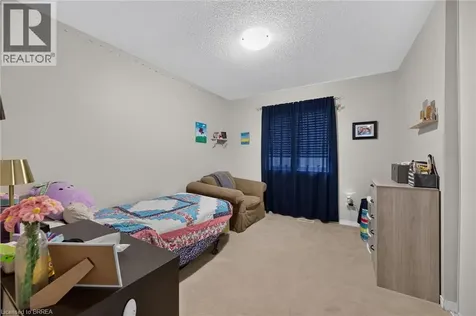 12 Barrett Avenue Brantford ON N3S 0B2