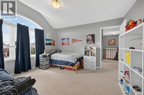 12 Barrett Avenue Brantford ON N3S 0B2