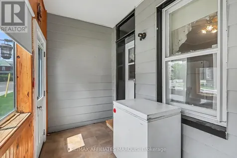 77 Russell Street East Smiths Falls ON K7A 1G8