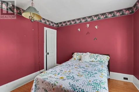 77 Russell Street East Smiths Falls ON K7A 1G8