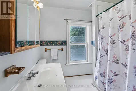 77 Russell Street East Smiths Falls ON K7A 1G8