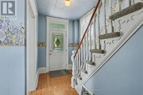 77 Russell Street East Smiths Falls ON K7A 1G8