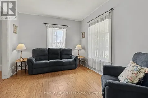 77 Russell Street East Smiths Falls ON K7A 1G8