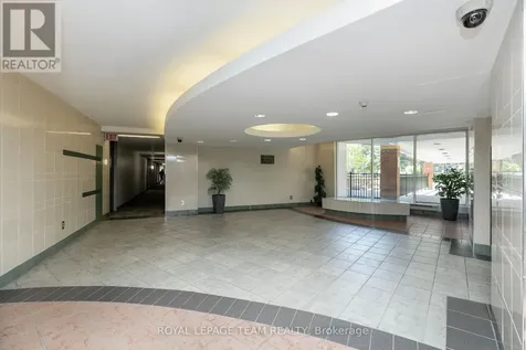 2020 Jasmine Crescent Ottawa ON K1J 8K5